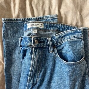 Abercrombie & Fitch Light Wash Denim